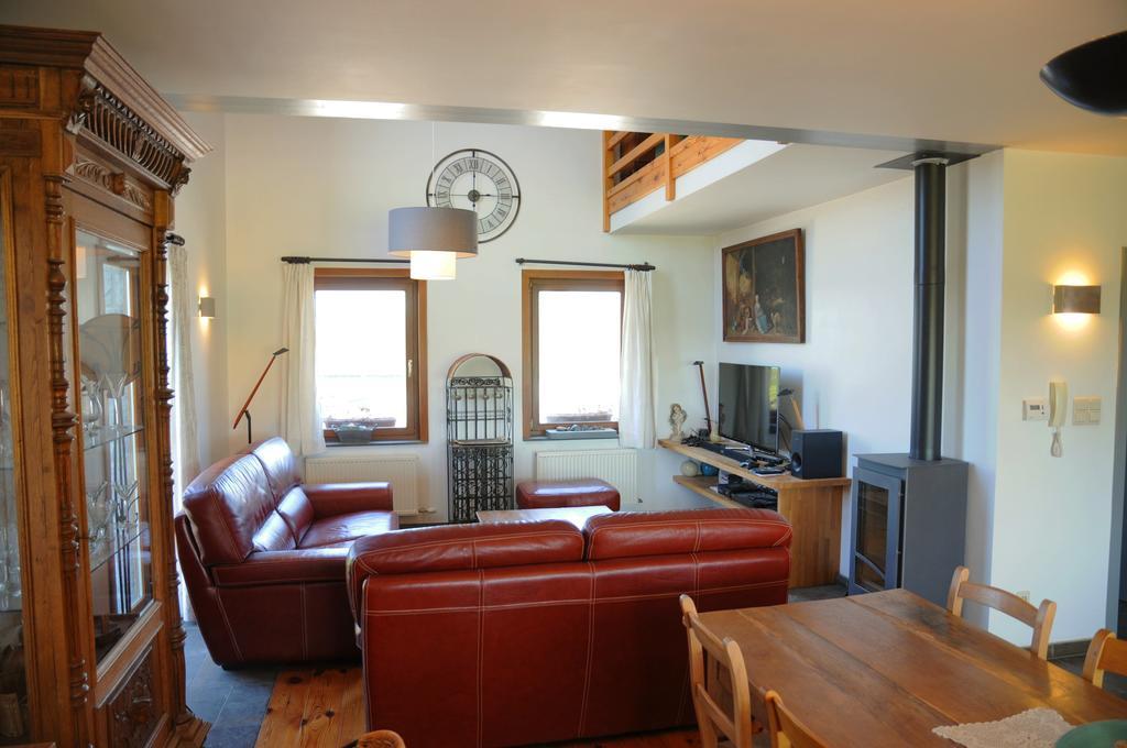 Villa A côté de l'Epicerie Bonsin Habitación foto